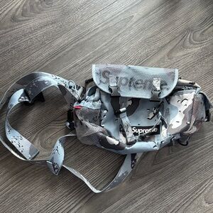 Supreme Waist Bag (SS20) Blue Chocolate Chip Camo